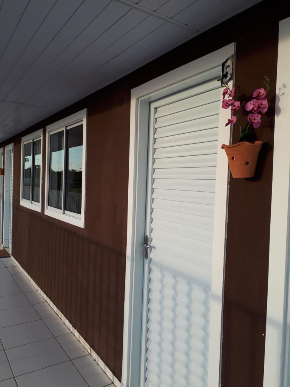 Pousada Cris Garden Bed&Breakfast Foz do Iguacu Exterior photo