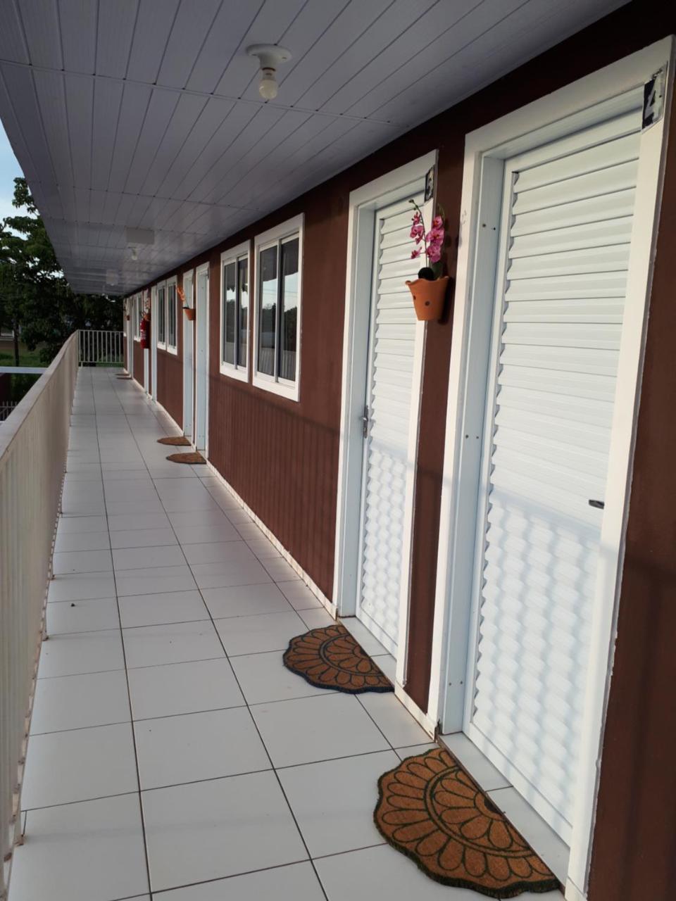 Pousada Cris Garden Bed&Breakfast Foz do Iguacu Exterior photo