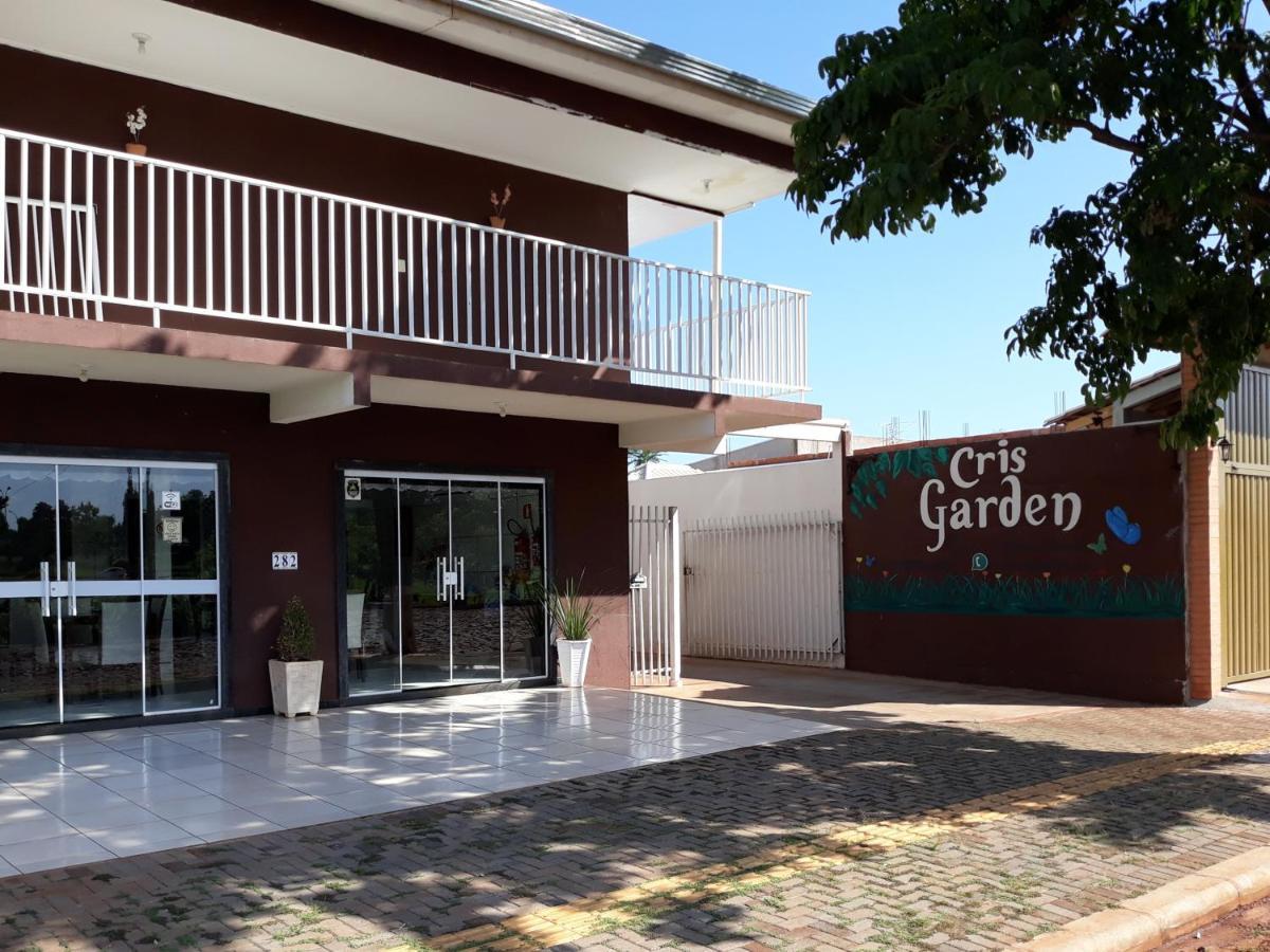 Pousada Cris Garden Bed&Breakfast Foz do Iguacu Exterior photo